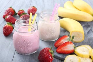 Batido de fresa y pl&aacute;tano