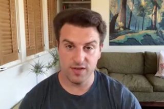 Brian Chesky: "Tardamos 12 a&ntilde;os en construir Airbnb y perdimos casi todo en semanas por culpa del coronavirus"