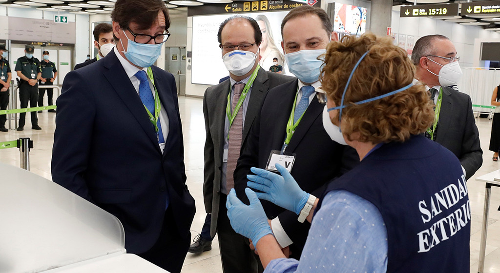 Illa y &Aacute;balos 'permiten' que cuatro aeropuertos tur&iacute;sticos espa&ntilde;oles sean el coladero del coronavirus