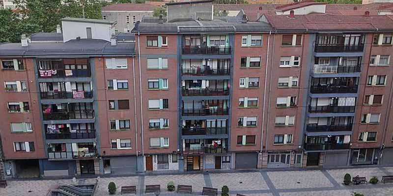 Vizcaya: Apu&ntilde;ala en el pecho a su compa&ntilde;ero de piso con un cuchillo de cocina