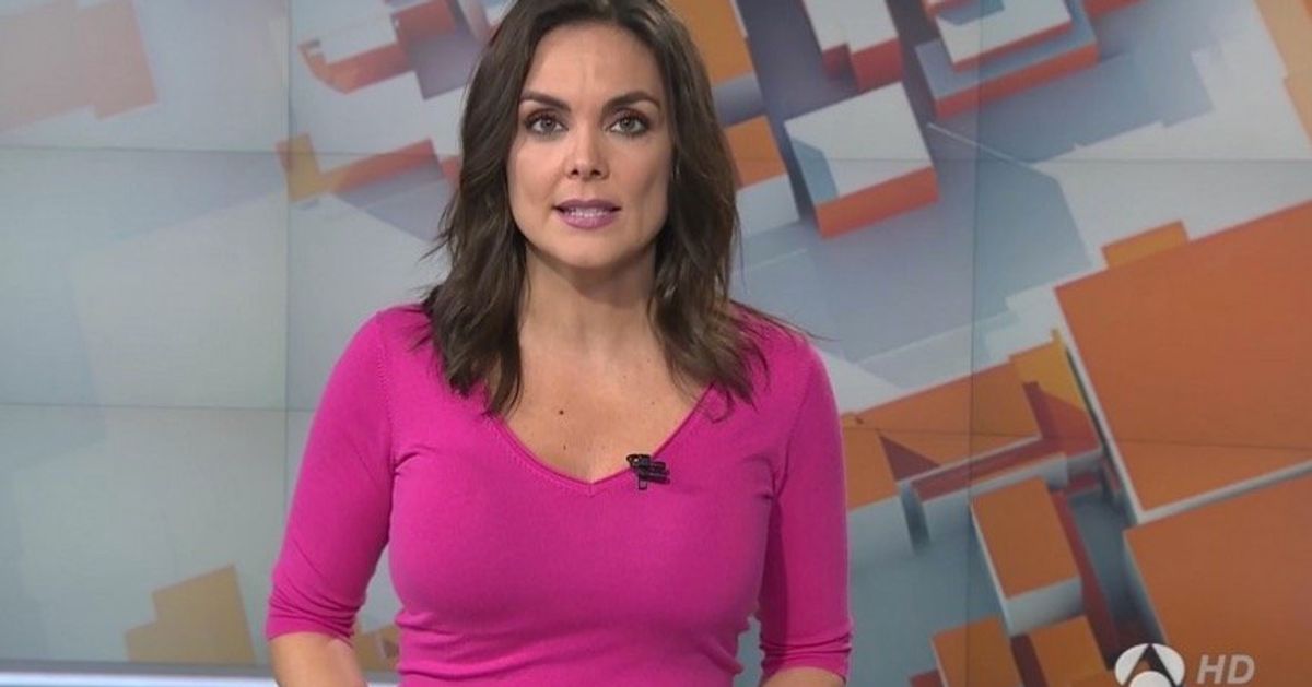 &lsquo;El Pa&iacute;s&rsquo; saca del armario a M&oacute;nica Carrillo relacion&aacute;ndola con otra famosa presentadora de Antena 3