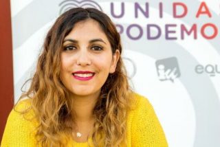 'Caso Dina': La tarjeta SIM de la subalterna de Iglesias ya lleg&oacute; achicharrada al especialista en recuperar sus archivos