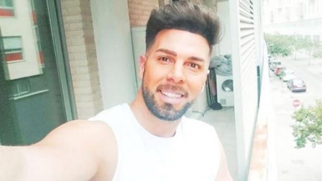 Matan a pu&ntilde;aladas a Dani Menj&iacute;bar, exconcursante de 'Mujeres y hombres y viceversa'