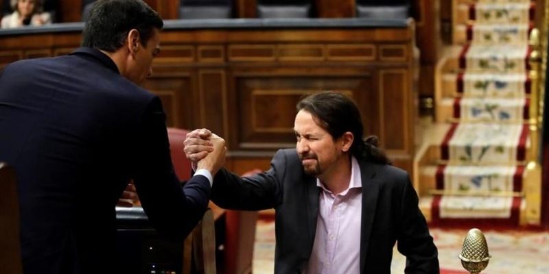 Los expertos advierten: "Esta pol&iacute;tica neocomunista que tienen entre el PSOE y Podemos nos va a hacer pasar mucha hambre"