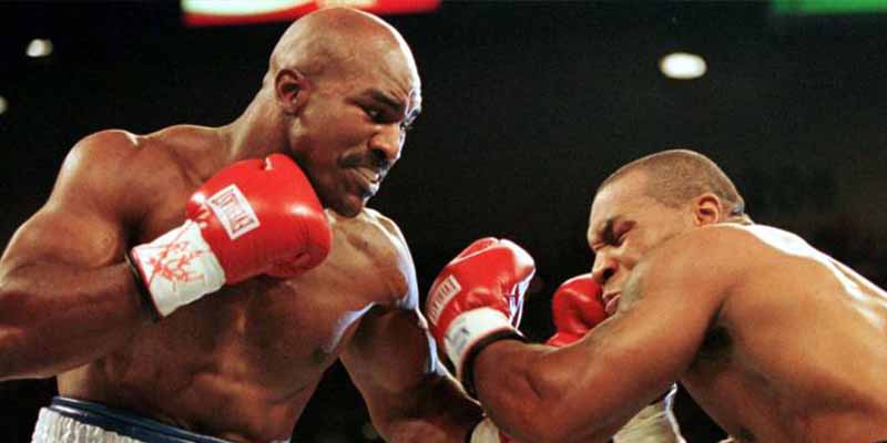 Evander Holyfield 'vapulea' a Tyson por escoger a otro rival para su regreso