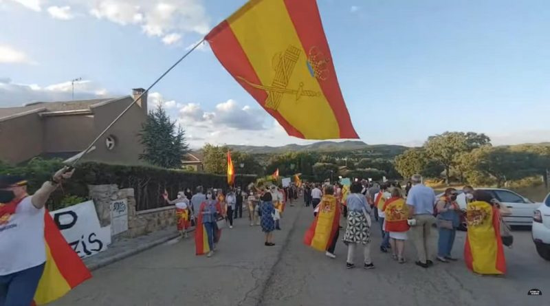 Presos pol&iacute;ticos en Espa&ntilde;a: primer detenido por 'molestar' frente al casopl&oacute;n de Iglesias y Montero