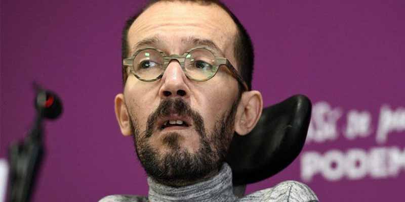Las redes ponen a caldo al llor&oacute;n Echenique: "No puedo ir a ver a pap&aacute; y mam&aacute;"