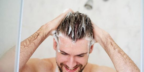 Ducha y champ&uacute;.