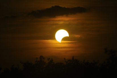 Galicia, puerta de acceso al eclipse solar total de 2026: la 'calidade' se una a la astronom&iacute;a