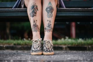 Tatuajes, cicatrices y piel pintarrajeada: la epidemia del gusto standard&hellip; El fe&iacute;smo nos salvar&aacute; y nos har&aacute; libres&hellip;