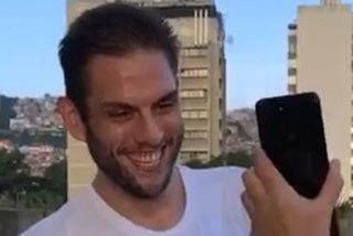 El r&eacute;gimen chavista excarcela al diputado opositor Juan Requesens, tras dos a&ntilde;os de mazmorra y torturas
