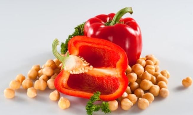 pimientos rojos y garbanzos