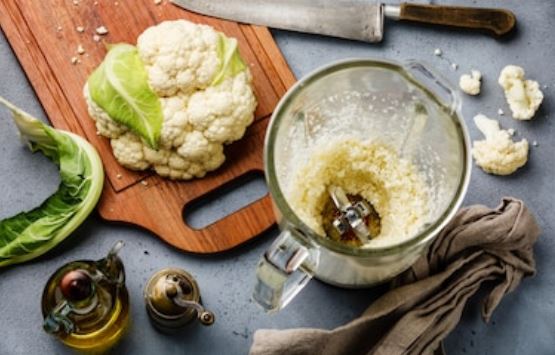 arroz de coliflor, picar la coliflor