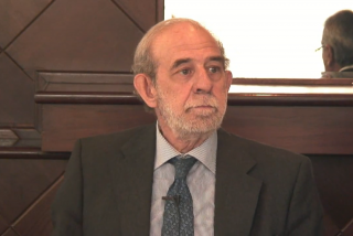 La juez eleva al Supremo la causa contra el presunto maltratador Valdés (PSOE), amparado por un Constitucional que dejó caer a Enrique López (PP) por un positivo en alcoholemia