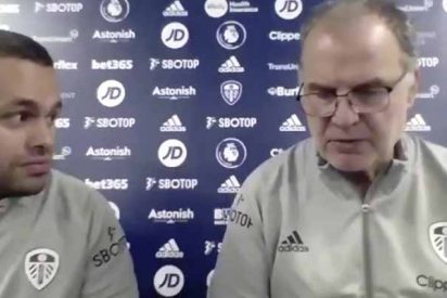 'El Loco' Bielsa regaña a su traductor en directo: "Yo no dije eso"