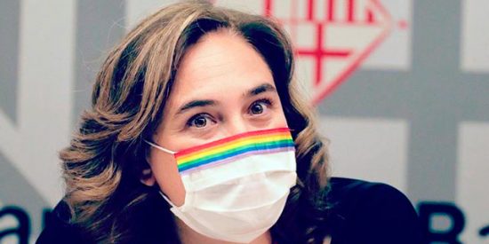 Ada Colau abre un centro en Barcelona para "reeducar" a los hombres