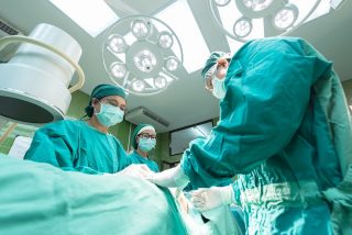 &iquest;Est&aacute;n bien pagados los m&eacute;dicos espa&ntilde;oles?&nbsp;La diferencia entre comunidades ronda los 1.000 &euro; al mes