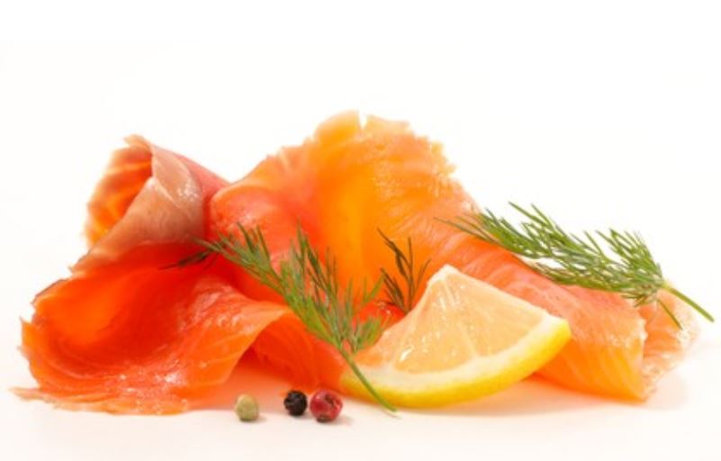 Claves para elegir un buen salmón ahumado y receta fresca con salmón ahumado