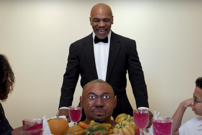 Mike Tyson devora 'la oreja' de Roy Jones Jr: "Sabe mucho mejor que la de Evander"