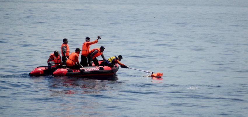 Trinidad y Tobago deporta a 16 ni&ntilde;os venezolanos en un bote cutre y ahora est&aacute;n desaparecidos en altamar