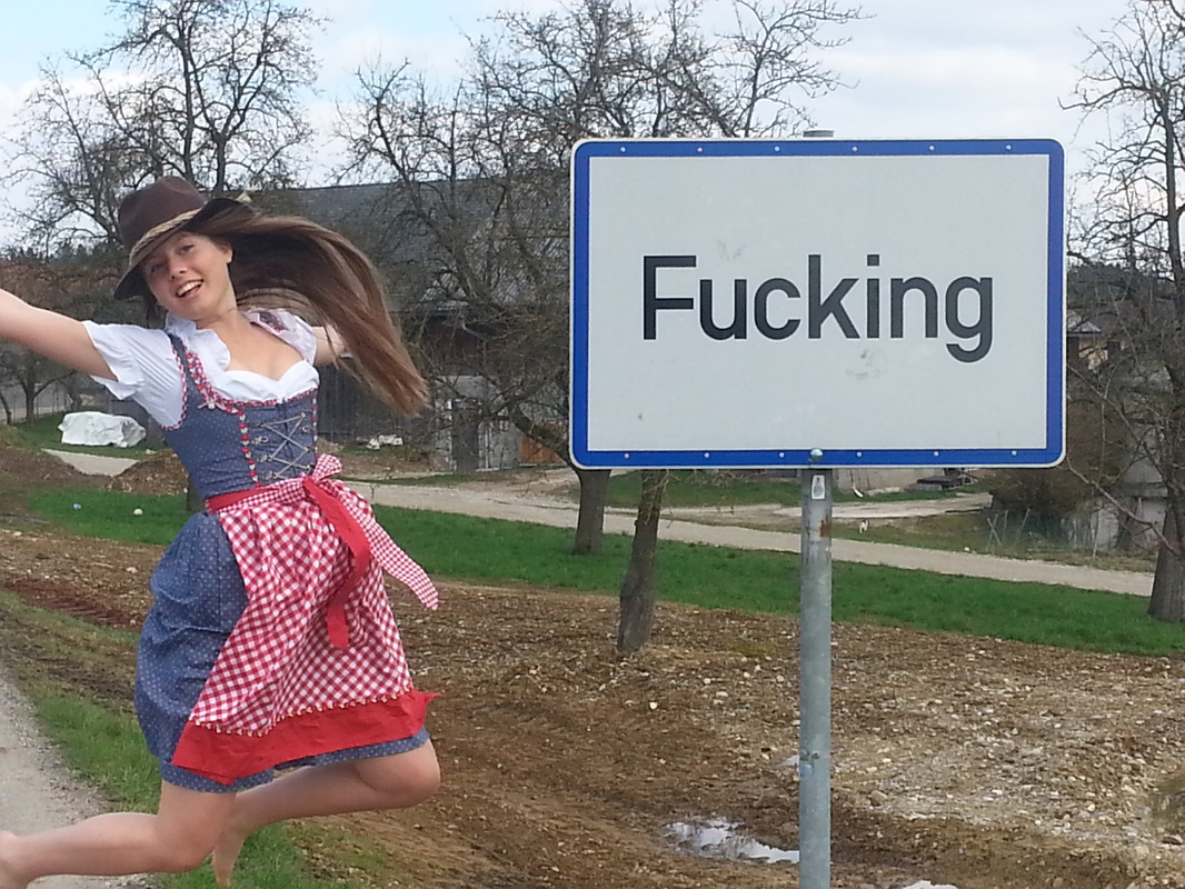 'Fucking': el pueblo que cambia de nombre harto de que los turistas practiquen sexo en sus calles