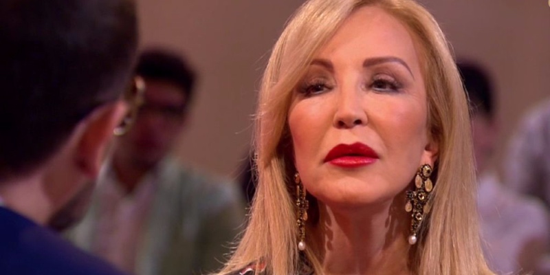 Ni rico ni fascinante: Carmen Lomana quita la careta a su novio y rompe con &eacute;l por haber sido "un Judas"