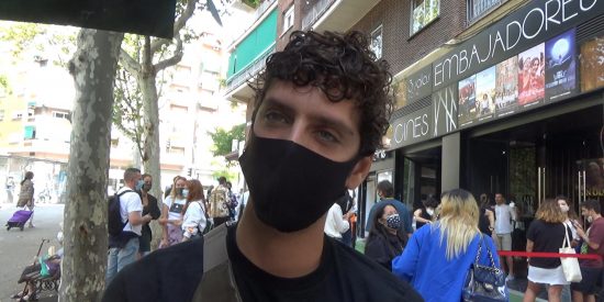 Eduardo Casanova: "Creo que todos en nuestra vida hemos sido un poco fantasmas"