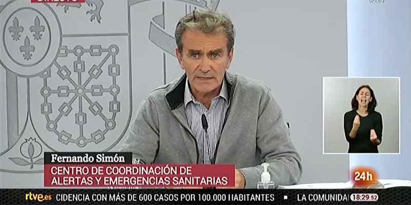 Terrible: TVE juega con la idea de que Fernando Sim&oacute;n presentar&aacute; sus campanadas de final de a&ntilde;o