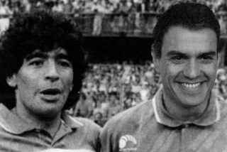 Los mejores &lsquo;memes&rsquo; de Maradona, el 'Pibe de Coca', junto a sus colegas el 'experto' Sim&oacute;n y el 'fake' S&aacute;nchez