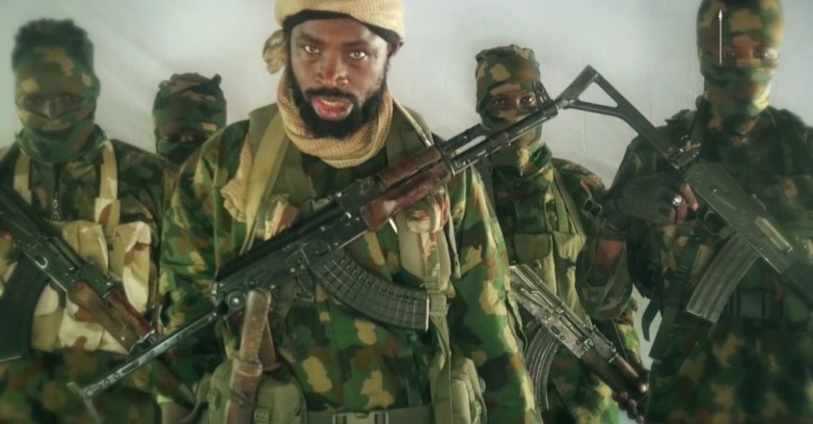 Los fan&aacute;ticos isl&aacute;micos de Boko Haram secuestran a m&aacute;s de 300 estudiantes en Nigeria
