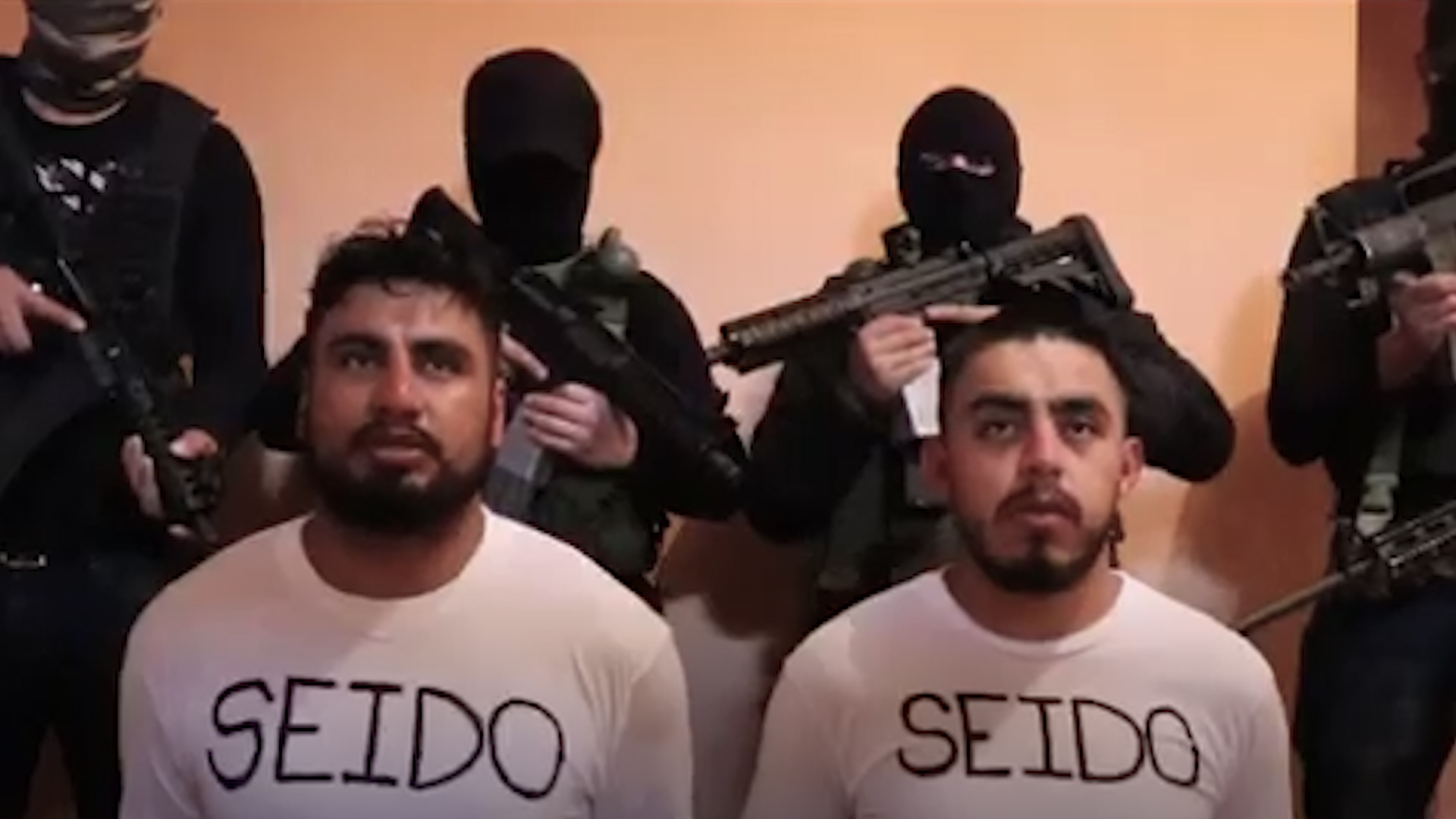 El instante en que 2 reporteros y las autodefensas de Michoac&aacute;n son emboscados por el C&aacute;rtel Jalisco