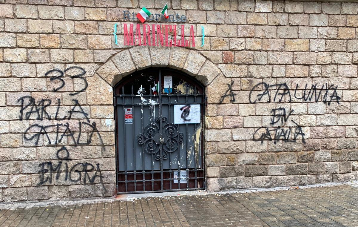 'Marinella', restaurante italiano de Barcelona, recibe amenazas por atender en castellano
