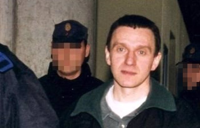 El Gobierno PSOE-Podemos saca de prisi&oacute;n al sanguinario dirigente de ETA 'Pakito', meses antes de lo previsto