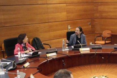 Margarita Robles causa un cisma en el Gobierno: humilla p&uacute;blicamente a Pablo Iglesias