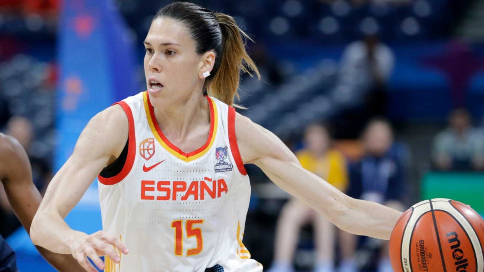 Pol&eacute;mica renuncia de Anna Cruz a la selecci&oacute;n espa&ntilde;ola de baloncesto: "A la familia no se la trata as&iacute;"