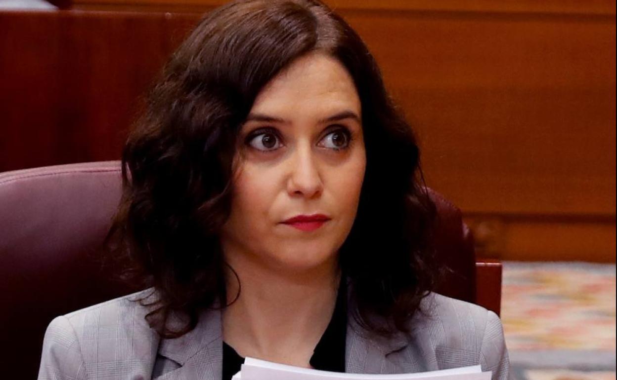 El Peri&oacute;dico de Catalu&ntilde;a minimiza en su encuesta la aplastante victoria de Ayuso (PP)