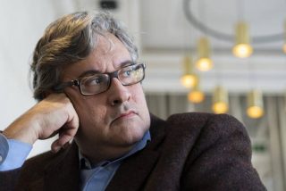 De Prada est&aacute; asombrado de la docilidad de los espa&ntilde;oles: "A un pueblo as&iacute; puedes mearle en la jeta"