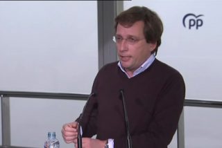 El alcalde Almeida se cachondea de Pablo Iglesias: "Viene con la ni&ntilde;era"