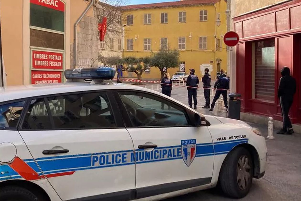 Terror en Francia: Encuentran un niño decapitado y con señales de canibalismo