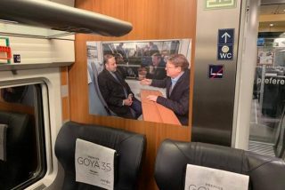 El ministro &Aacute;balos utiliza RENFE para una vergonzosa e ins&oacute;lita promoci&oacute;n personal en los AVE