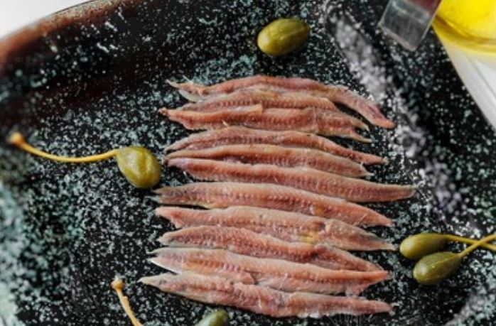 C&oacute;mo hacer anchoas en salaz&oacute;n