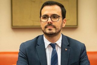 Cazan una vergonzosa foto que oculta Moncloa: los nuevos lujos de casta del ministro Garz&oacute;n