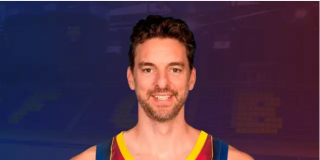 Pau Gasol ya est&aacute; en Barcelona y enloquece a los fans
