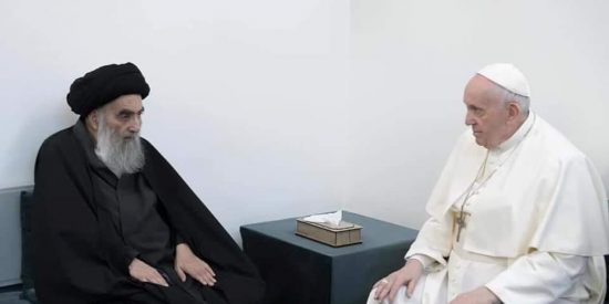 El Papa Francisco al ayatol&aacute; chiita Al&iacute; Sistani en Nayaf: "Los cristianos de Irak deben vivir en paz"
