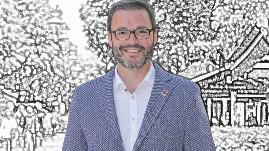 Jorge del Corral: "El alcalde de Palma tiene que cambiar su apellido francés"