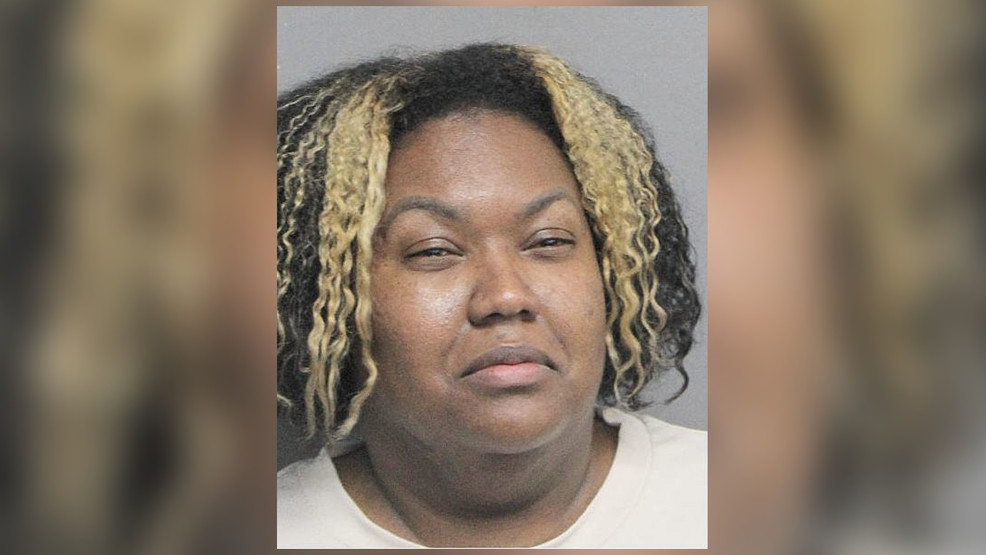 Meten en la c&aacute;rcel a esta mujer, por negarse a devolver el mill&oacute;n de d&oacute;lares que metieron en su cuenta por error