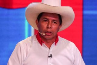 Per&uacute;: Presentan moci&oacute;n para destituir al presidente Pedro Castillo