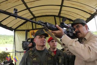 La doctrina R2P contra Maduro por boicotear las vacunas: "Se evidencia intencionalidad de exterminio"