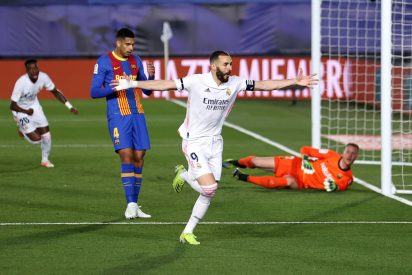 El Real Madrid gana el cl&aacute;sico al Bar&ccedil;a (2-1) y se pone l&iacute;der de la Liga