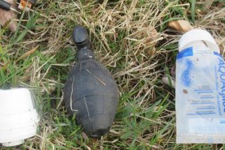 Una alemana confunde una granada de la II Guerra Mundial con un juguete sexual